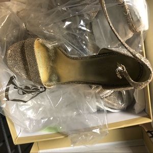 Brand New Micheal Kors